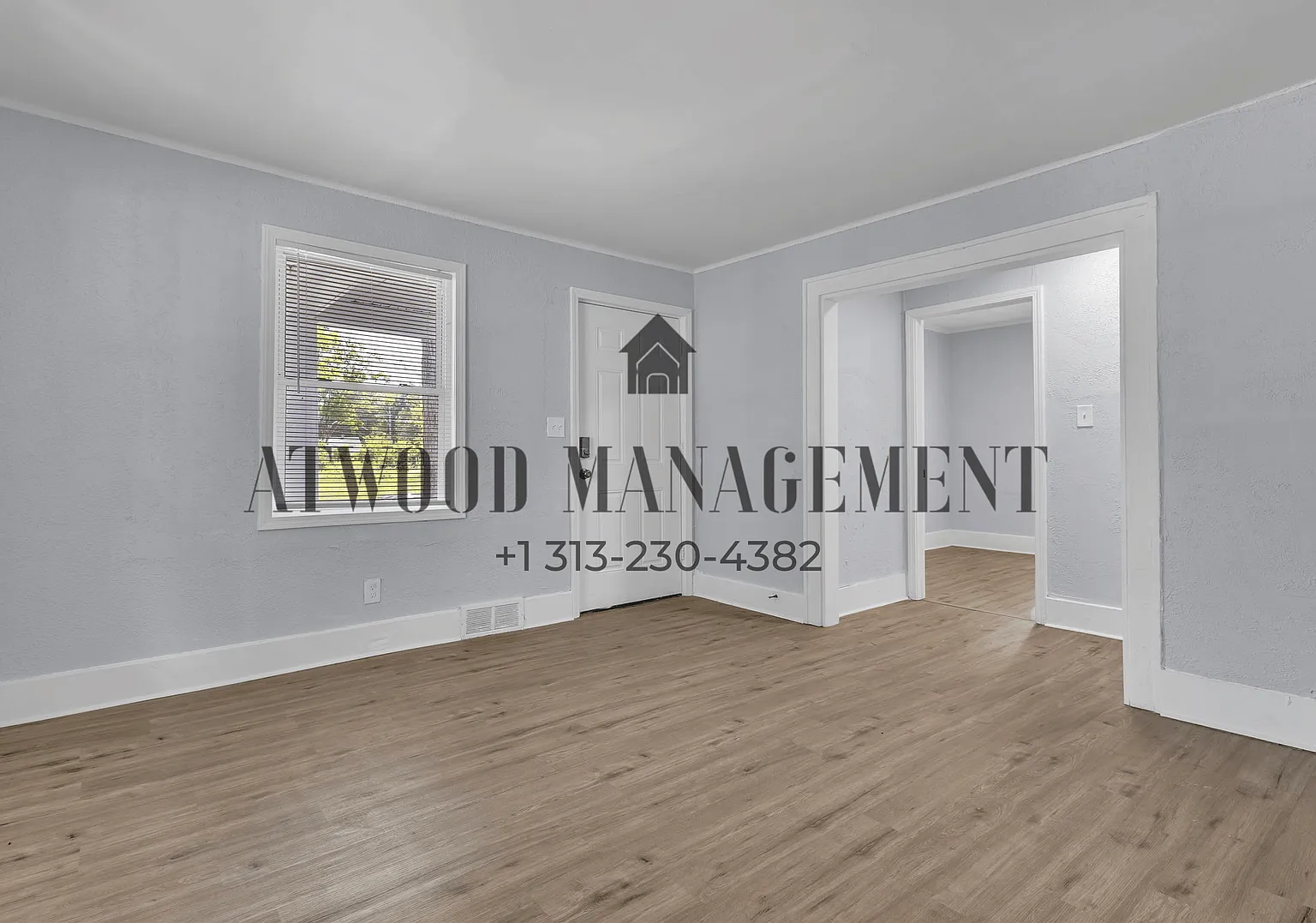This beautifully updated 2-bedroom, 1-bath single-family home is ready for move-in! — Photo 2