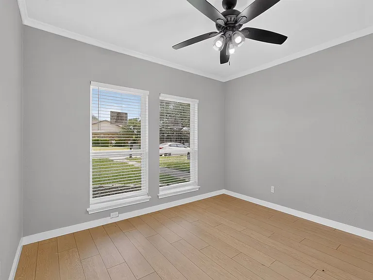 620 Stoneybrook Dr — Photo 13