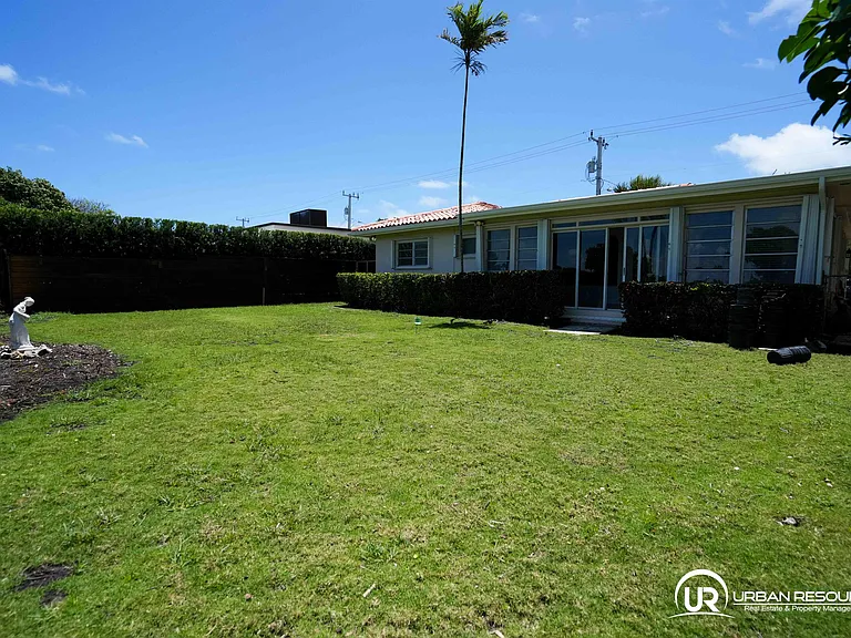 475 S Shore Dr — Photo 32
