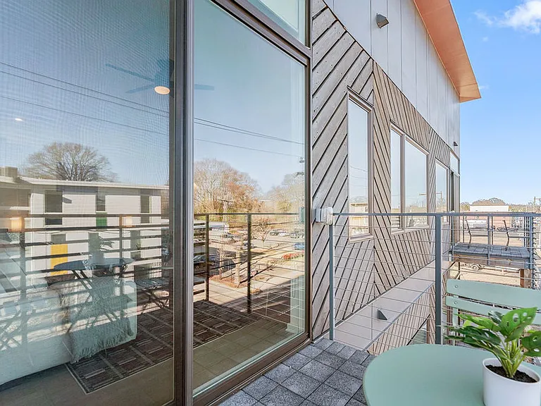 521 Mangum St #33 — Photo 24