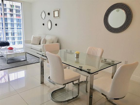 3rd image of 1750 N Bayshore Dr APT 5109