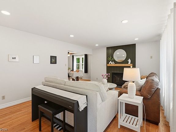 3rd image of 3629 Adaline Dr