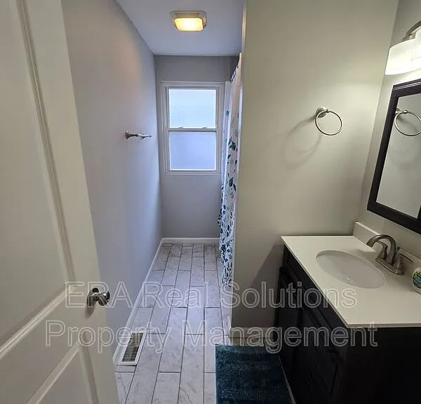 859 Reinhard Ave — Photo 32