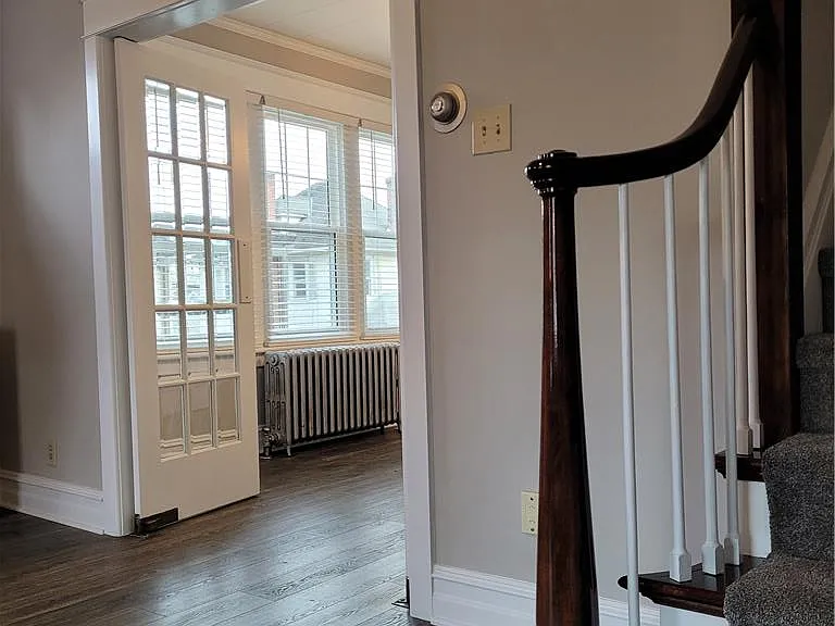 73 W Greenwich St — Photo 9