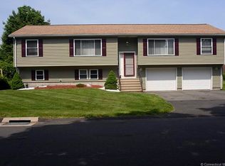 3 Charles St, Enfield, CT 06082