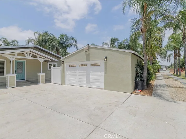 10249 Jurupa Rd — Photo 1