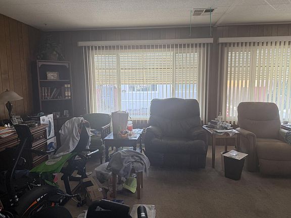 4th image of 4911 Arbor Dr #22