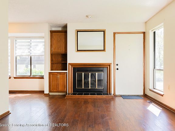 4th image of 2925 Staten Ave Unit 7