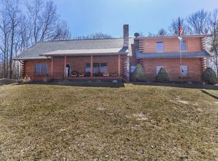 16420 Wacousta Rd, Grand Ledge, MI 48837