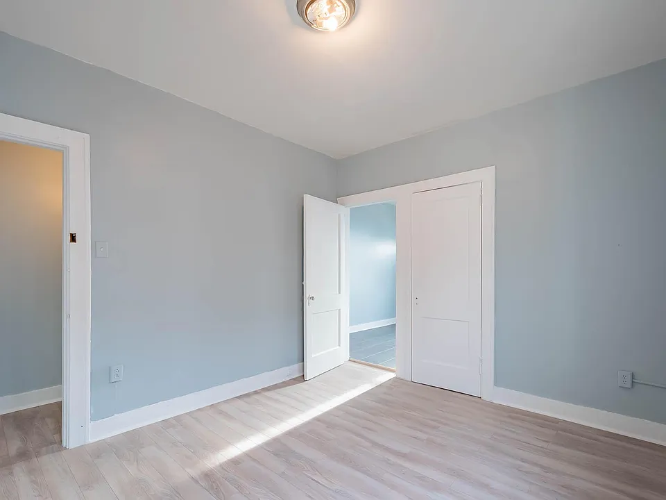 2118 Bedford Ave #2