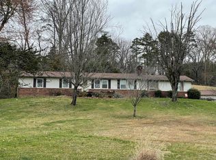 2918 Riley Dr, Kodak, TN 37764