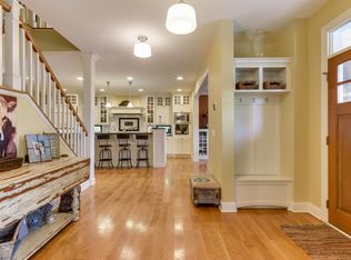 5160 Greenwood Cir, Greenwood, MN 55331