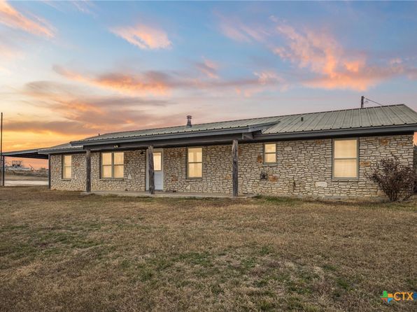 325 Branson Ln, Gatesville, TX 76528