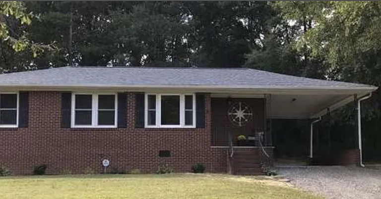 5 Lamar Cir — Photo 1