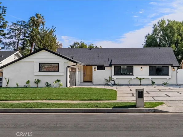 5722 Le Sage Ave, Woodland Hills, CA 91367