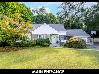 31 High Clear Dr, Stamford, CT, 06905