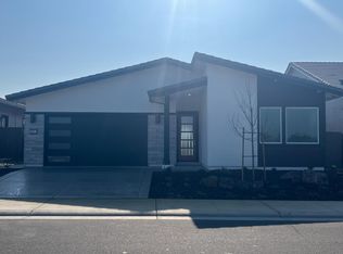 9013 Elliott Springs Dr, Elk Grove, CA 95624