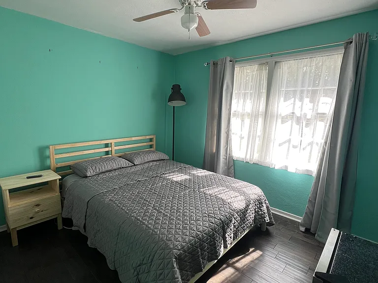 77 N Palmway Ave #1 — Photo 3