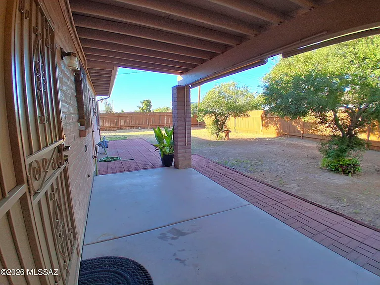 2650 W Aurora Dr — Photo 21