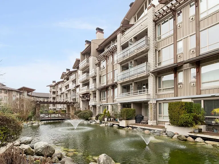 580 Raven Woods Dr #405 — Photo 25