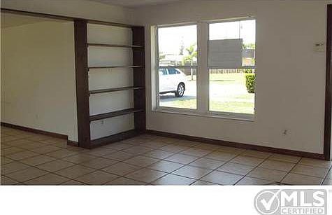 2nd image of 109 SE Soneto Ct