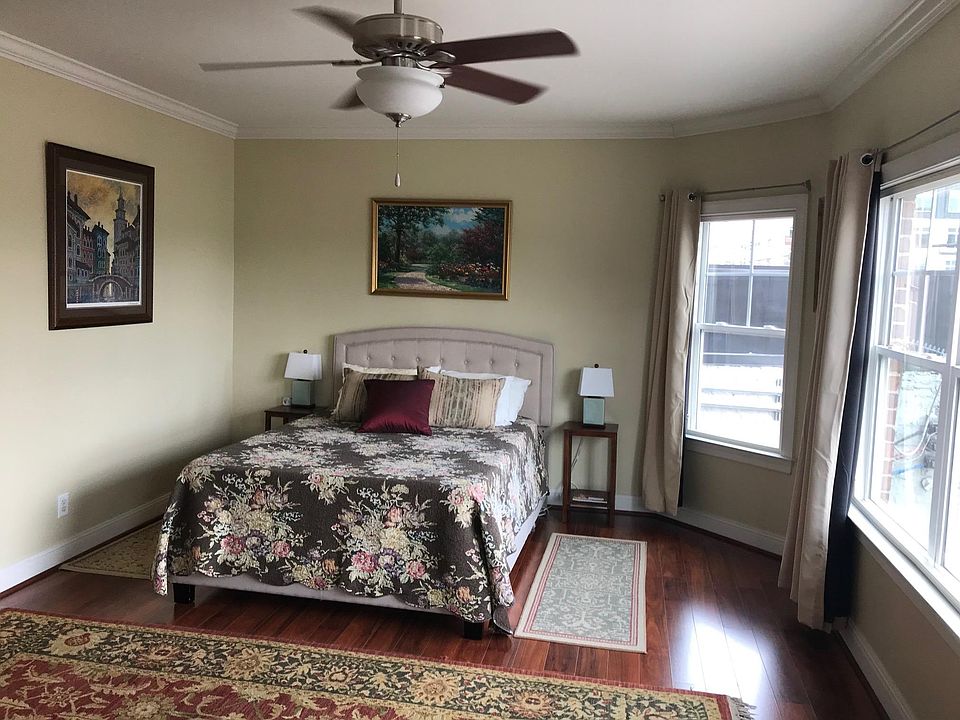 2nd image of 303 Criddle St APT 206