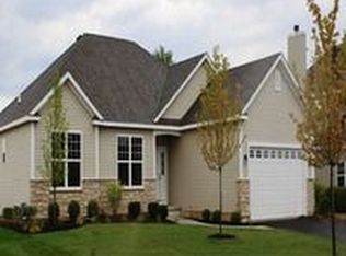 418 Northgate Dr, Sycamore, IL 60178
