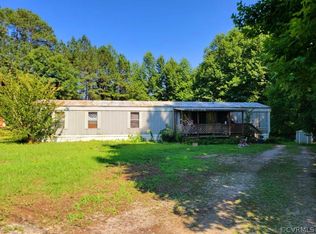 200 Savedge Ave, Wakefield, VA 23888