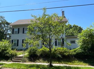 3060 Somerton Rd, Cleveland Hts, OH 44118