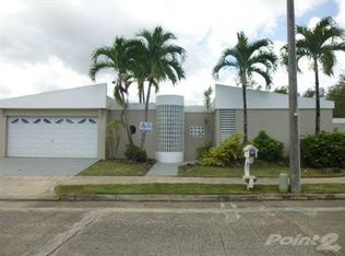 140 Calle Begonia, Toa Alta, PR 00953