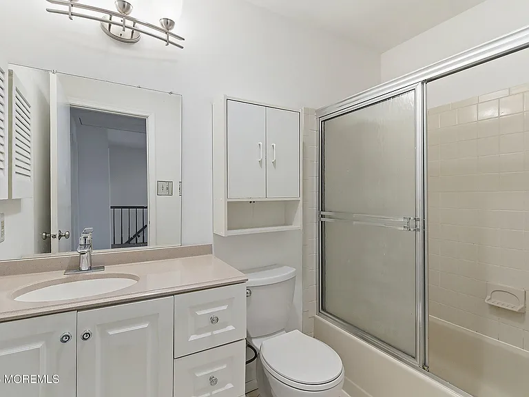 280 Fairfield Pl — Photo 20