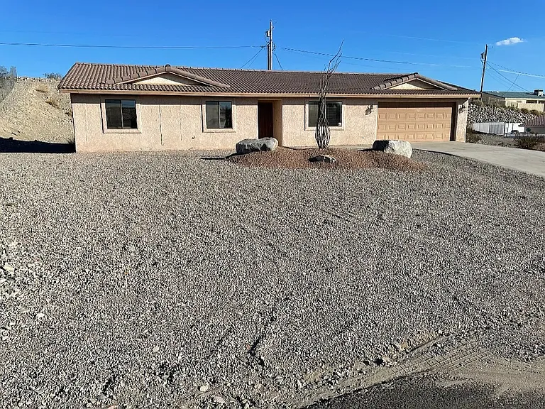 3060 Talley Dr — Photo 1