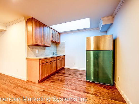 3rd image of 24 Miriam St