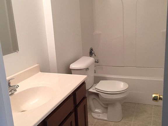 5th image of 961 Lindsay Ave