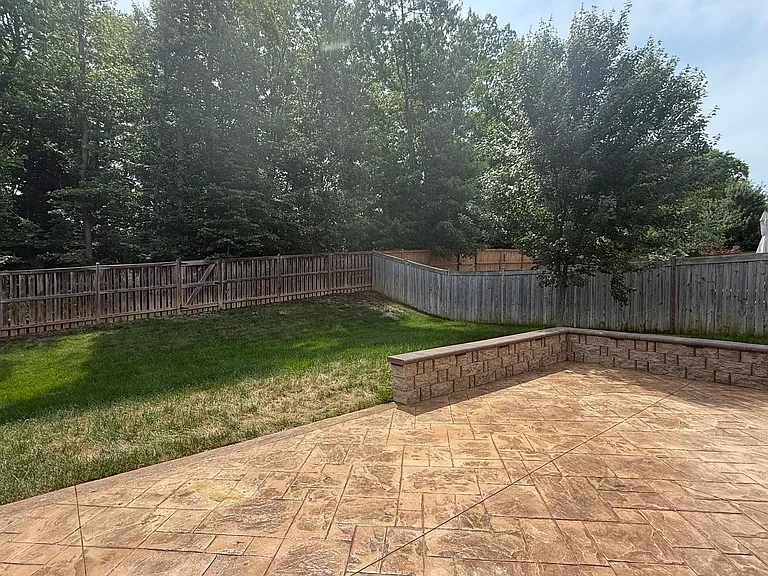 352 Pear Blossom Rd — Photo 29