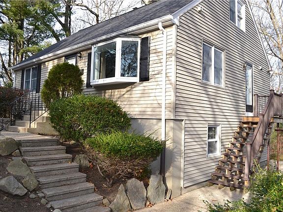 2nd image of 160 Drum Rock Ave