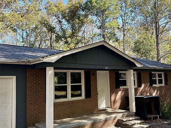 2nd image of 1397 Oak Hill Dr