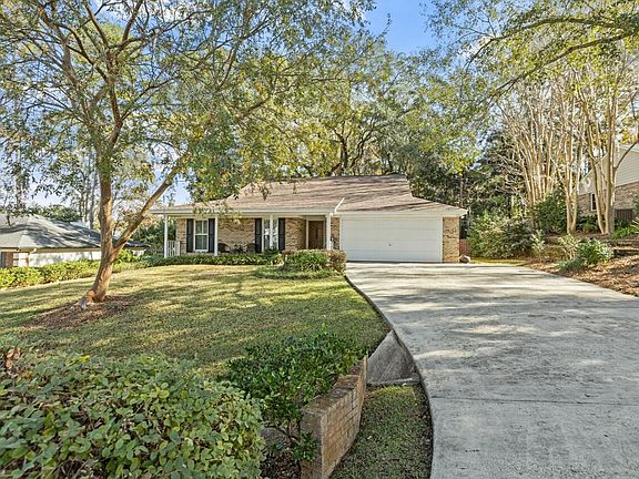 4th image of 4501 Foxcroft Dr