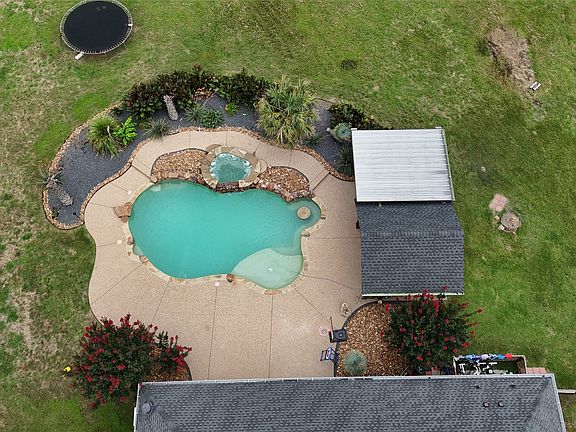 2nd image of 3220 Baylor Blvd
