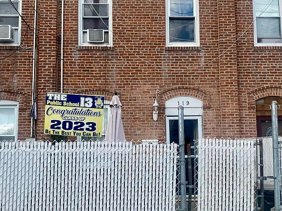 2nd image of 119 Chestnut Ave