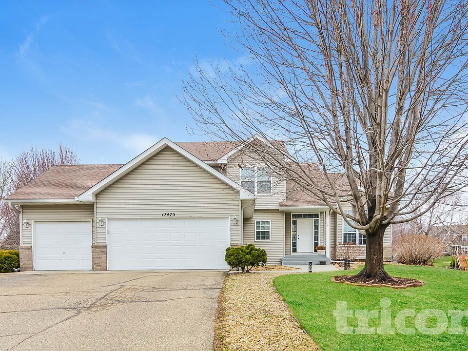 1st image of 17475 Glacier Way