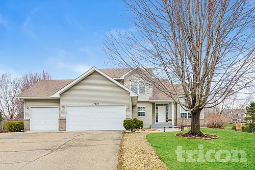 17475 Glacier Way Photo 1