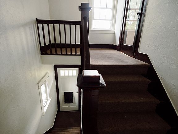 2nd image of 31 Newell Ave #2