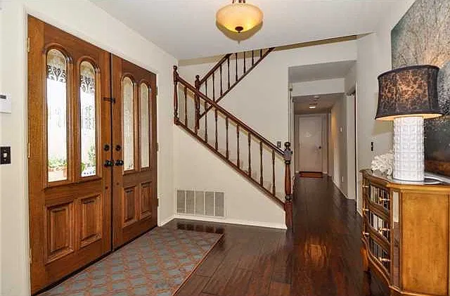 3 bed, 2234 sqft, $4,250 — Photo 3