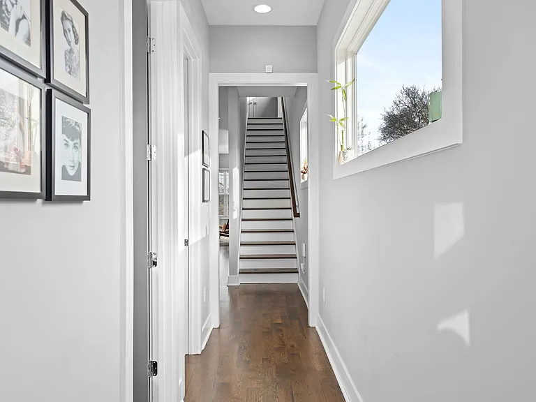 229 Duke St — Photo 4