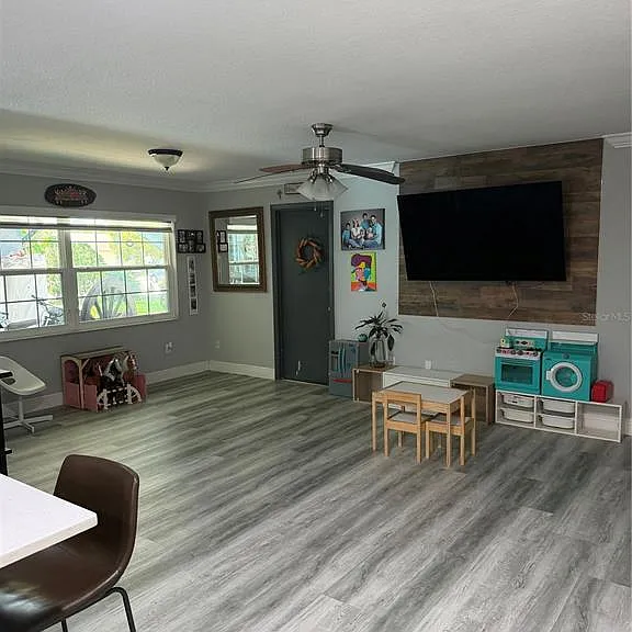 1409 Ponce De Leon Blvd — Photo 20