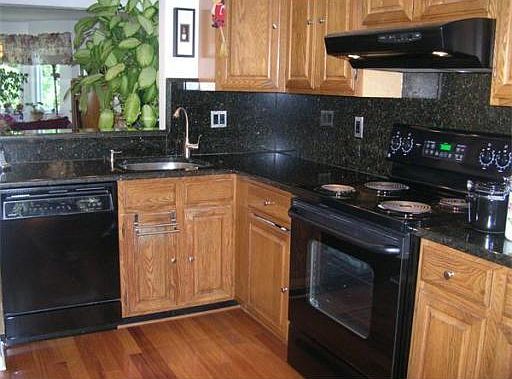 3rd image of 189 Tall Oaks Dr Unit L