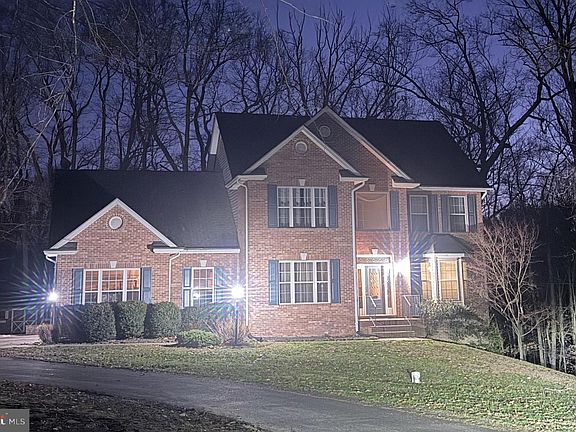 3rd image of 5735 Bent Pine Pl