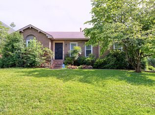 8206 Huntsman Trl, Louisville, KY