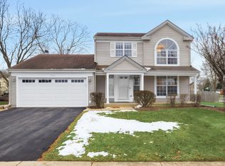 1360 Rose Ave, Carol Stream, IL 60188